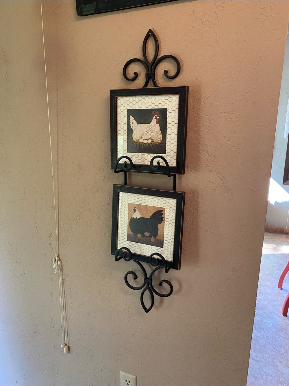 Picture or towel holder
